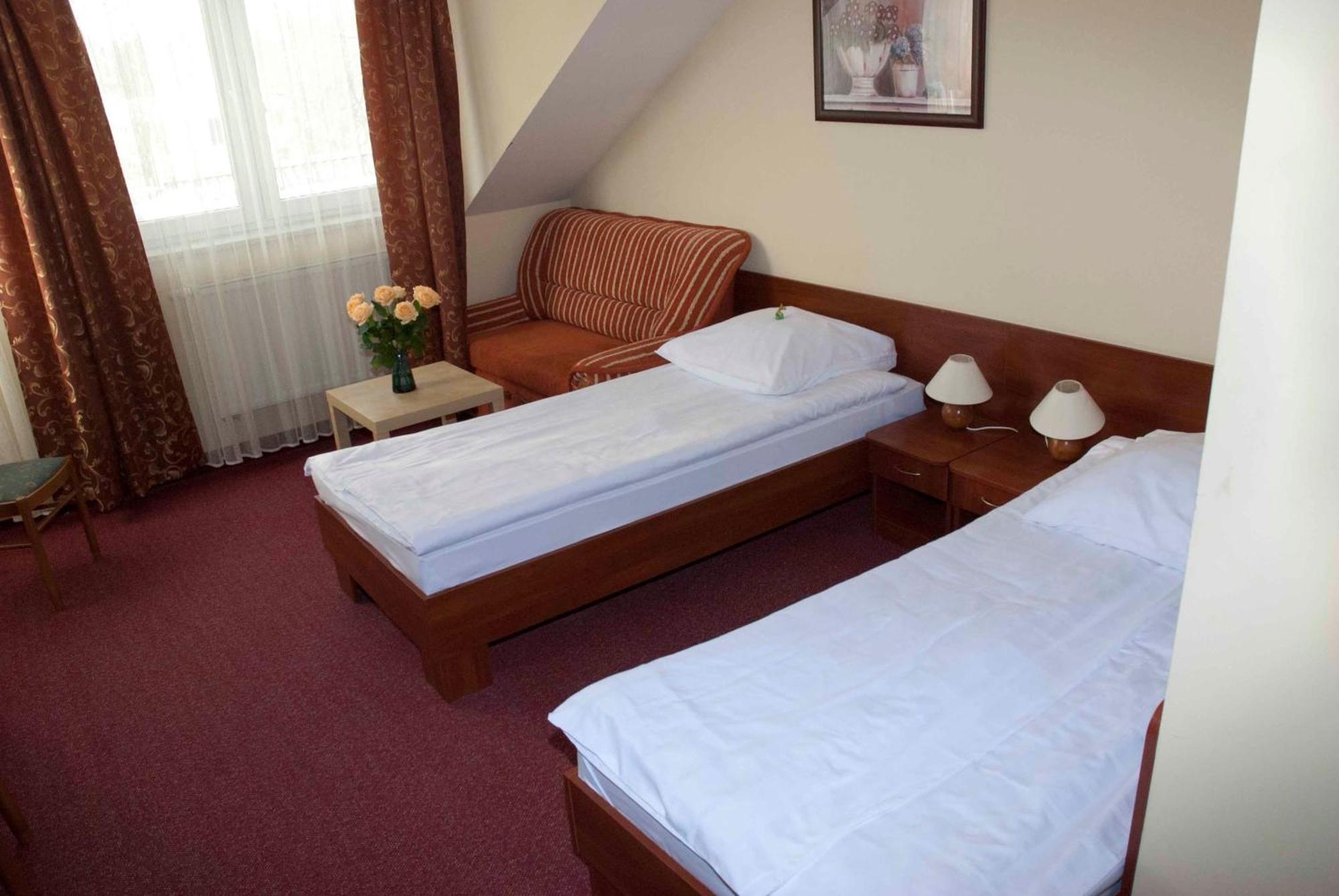 Prima Aparthotel Pulawy Ngoại thất bức ảnh
