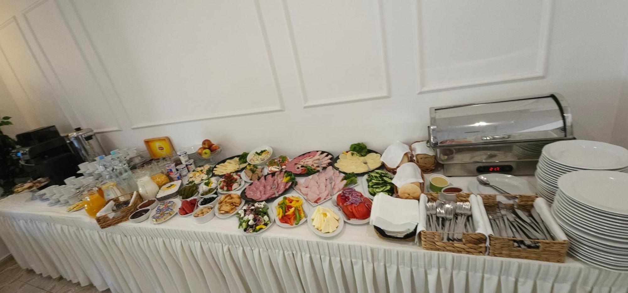 Prima Aparthotel Pulawy Ngoại thất bức ảnh