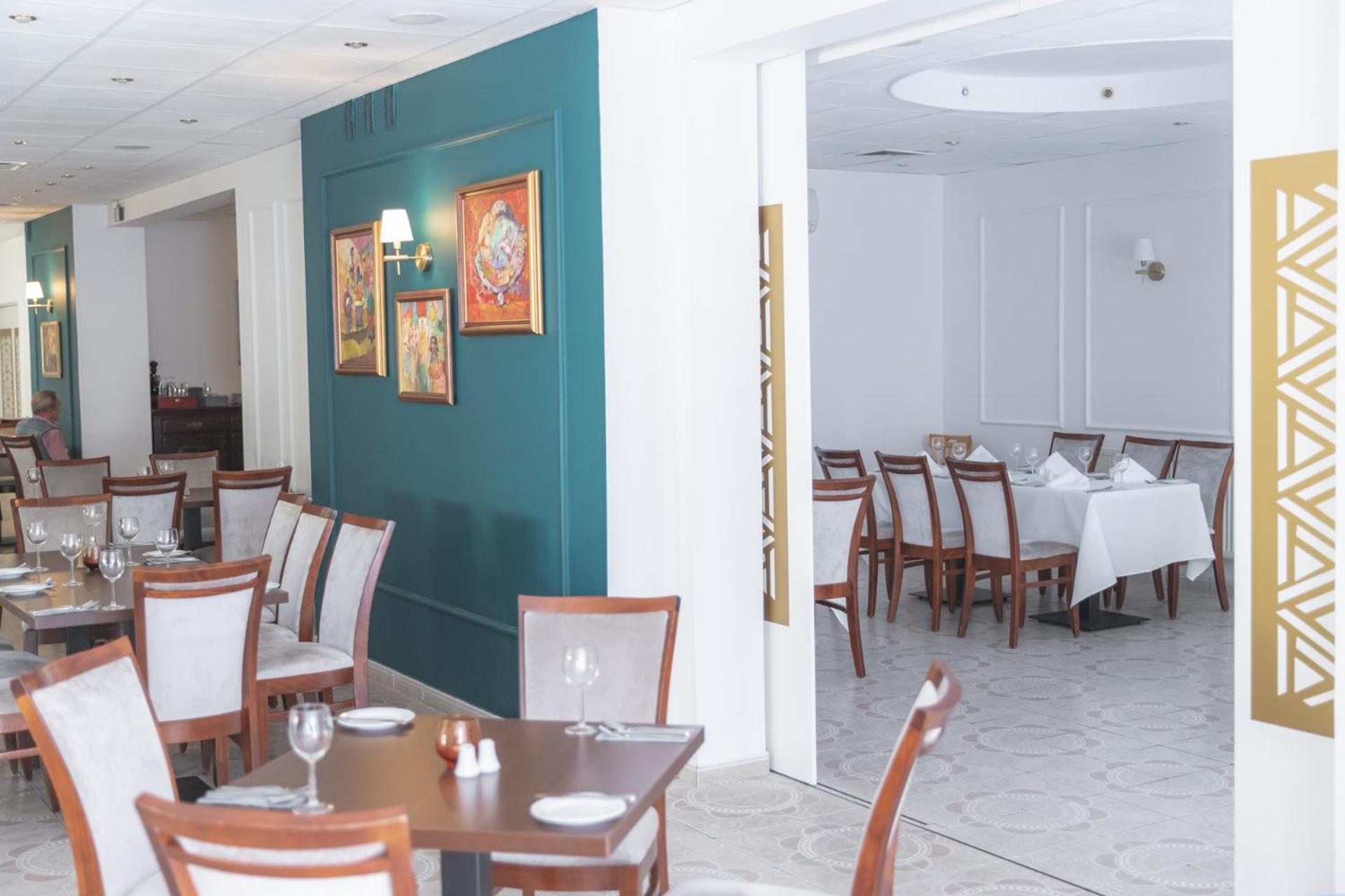 Prima Aparthotel Pulawy Ngoại thất bức ảnh