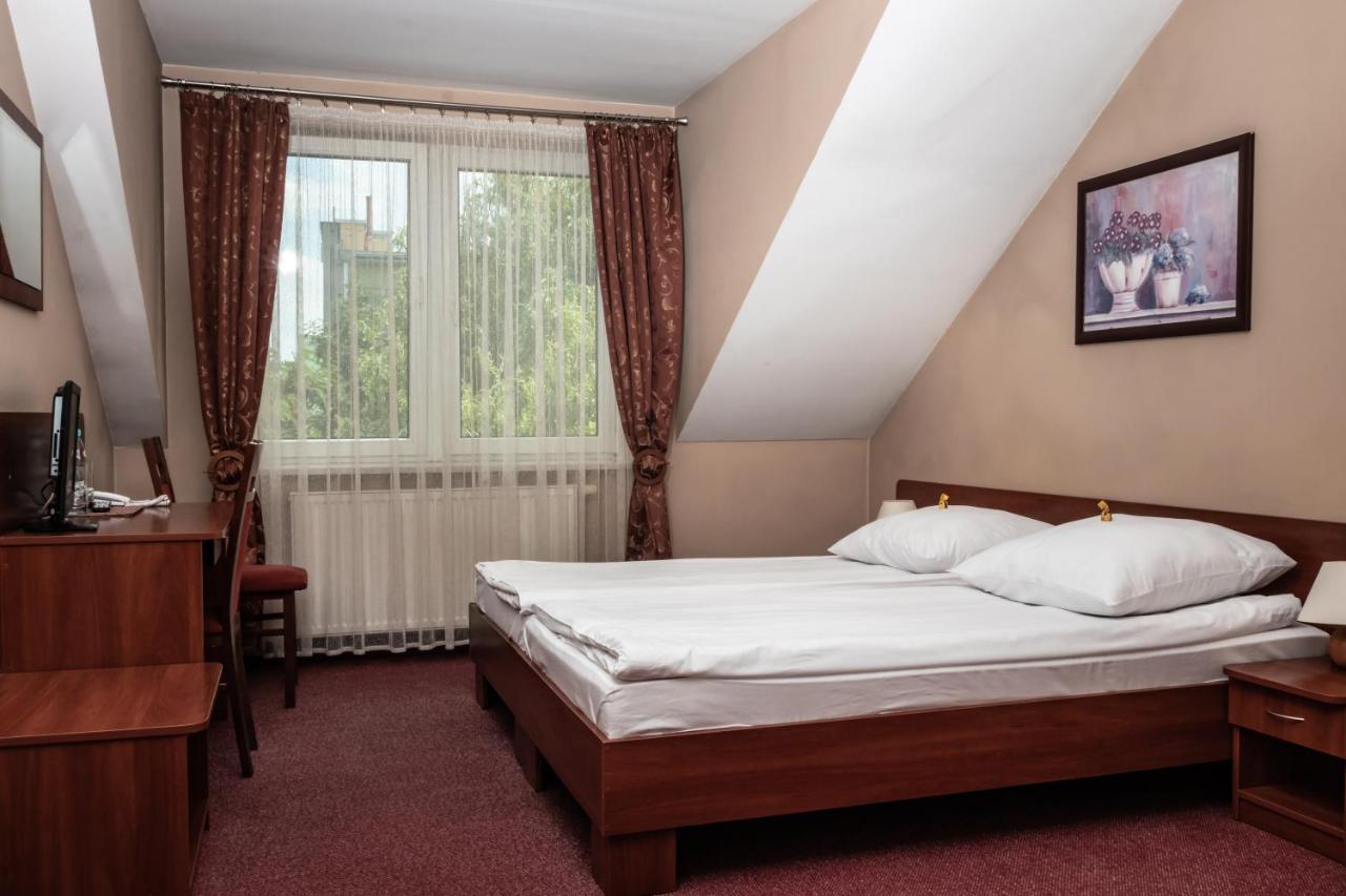 Prima Aparthotel Pulawy Ngoại thất bức ảnh