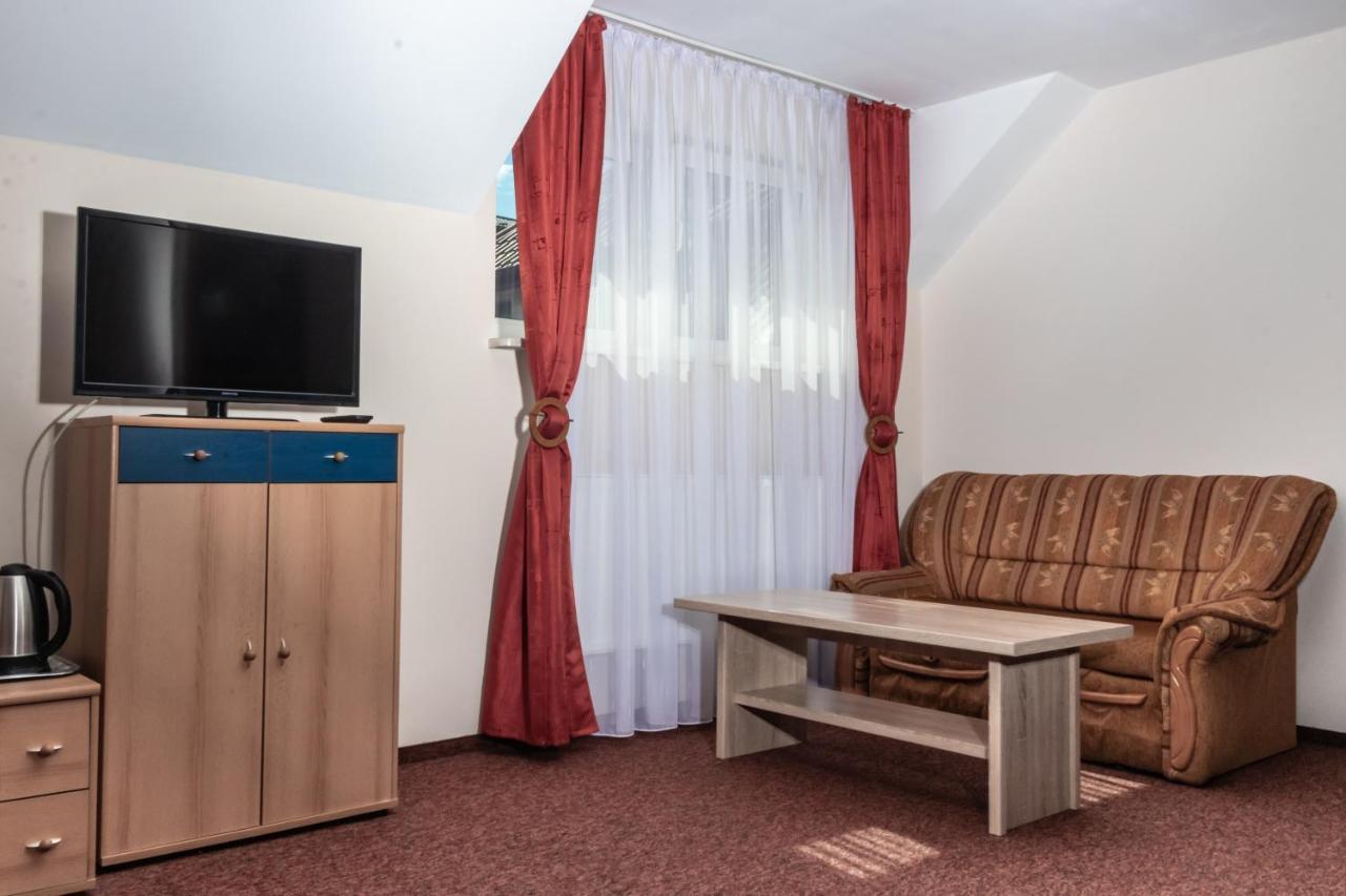 Prima Aparthotel Pulawy Ngoại thất bức ảnh