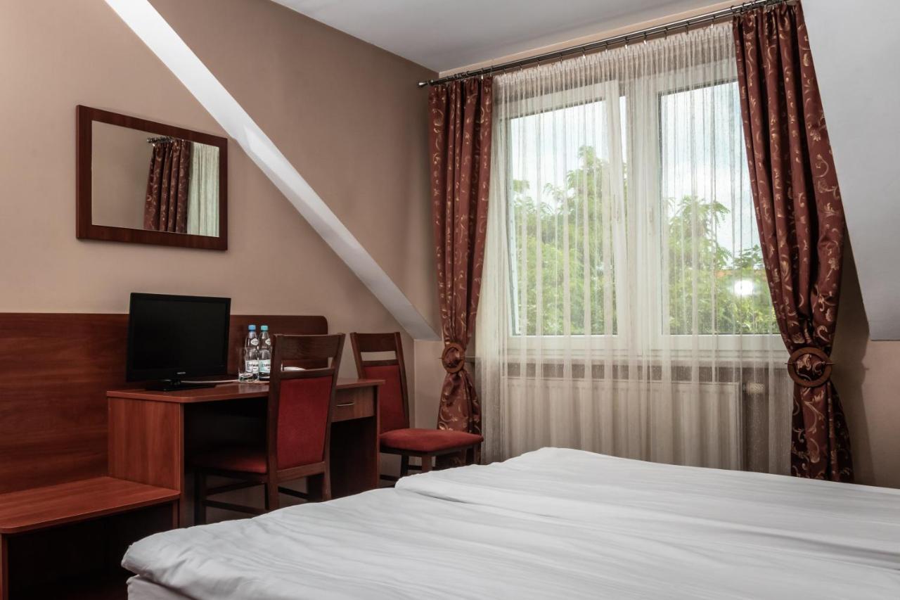Prima Aparthotel Pulawy Ngoại thất bức ảnh